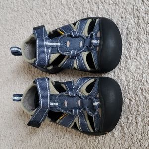 Keen Sandals Toddler Size 9